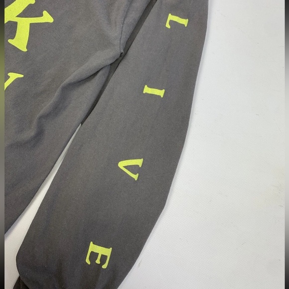 Travis Scott 2019 Astroworld Europe Tour merch tee, size small - Picture 4 of 4